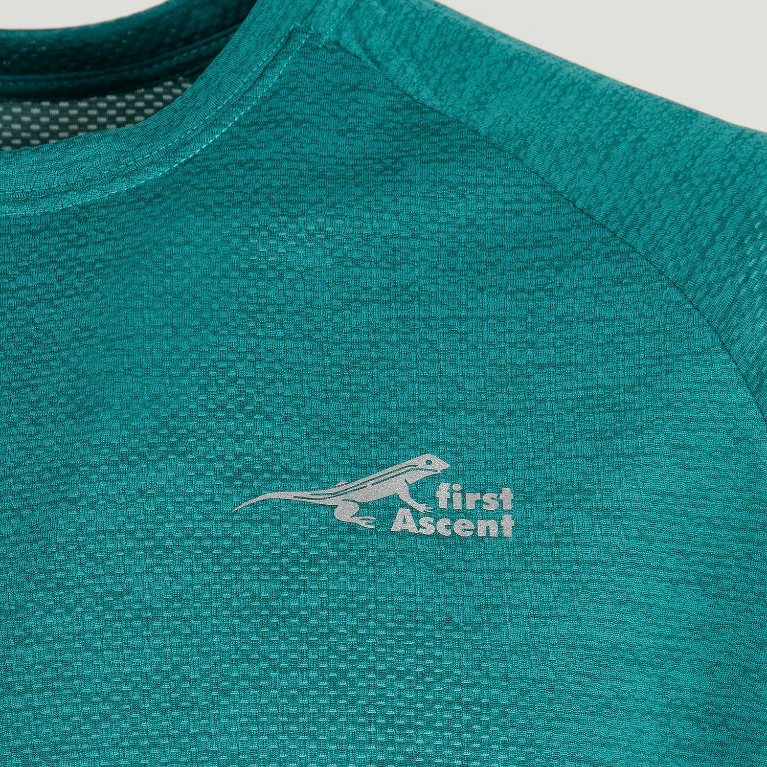 First Ascent Men's Corefit Running Tee GU High - Image 4