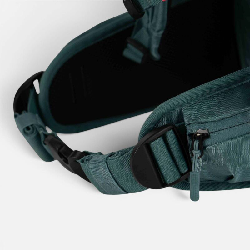 First Ascent Swift Day Pack 25L (Sea Pine) - Image 3